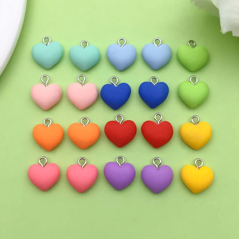 20pcs 13*14mm Colorful Hearts Design Charms 3D Resin Pendants For DIY Bracelet Necklace Jewelry Making Accessories