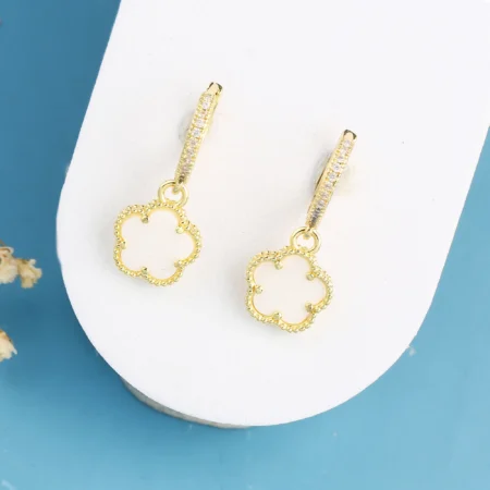 Female Shiny Zirconia High Quality Natural Stone Five Leaf Flower Luxury Earrings Classic for Daily Party Jewelry Gift Clover