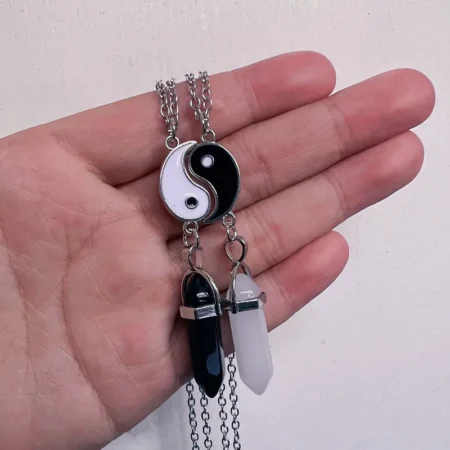 2 Pieces 1 Set of New Tai Chi Yin and Yang Crystal Gossip Jewelry Pendant Necklace Creative Simple Handmade Gift